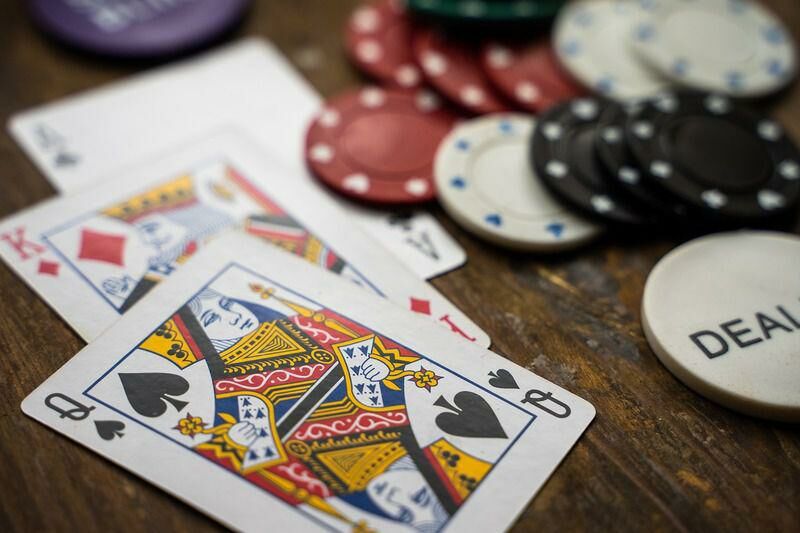 Tácticas colaborativas en el póquer
