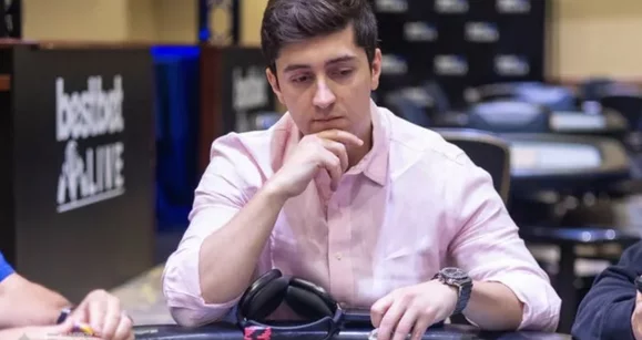 Stefan abrió Twitter y WSOP cambió reglas con respecto al vlogging: un repaso a las redes sociales