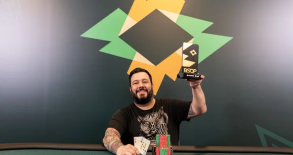 Mario Del Valle: “Quiero llegar a ser el jugador más ganador en la historia de mi país”