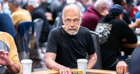 Falleció David Sklansky: ganador de 3 brazaletes, autor, y co-fundador del foro 2+2