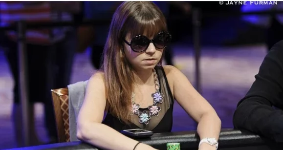 Annette Obrestad: Volví al poker para superar una crisis de la mediana edad