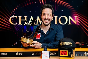 Adrián Mateos consiguió su tercer tridente y el mayor premio en la historia de España