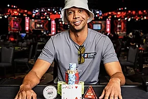 Phil Ivey ganó su undécimo brazalete